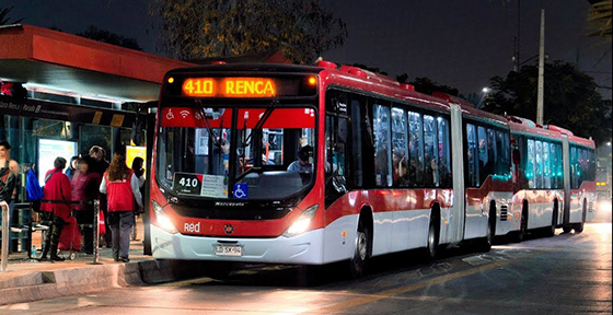 Buses del sistema de transporte retoman sus horarios habituales y vuelven los servicios nocturnos