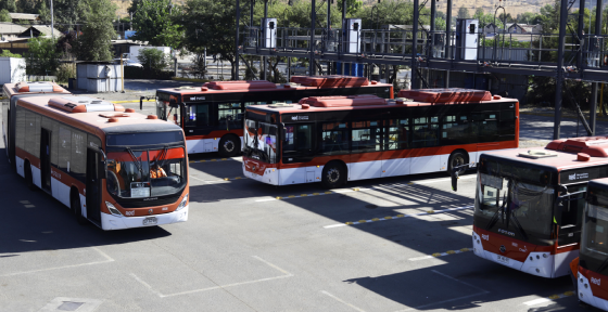 RED celebra su bus eléctrico número 1000 y Renca ya cuenta con 2 de cada 3 buses de alto estándar